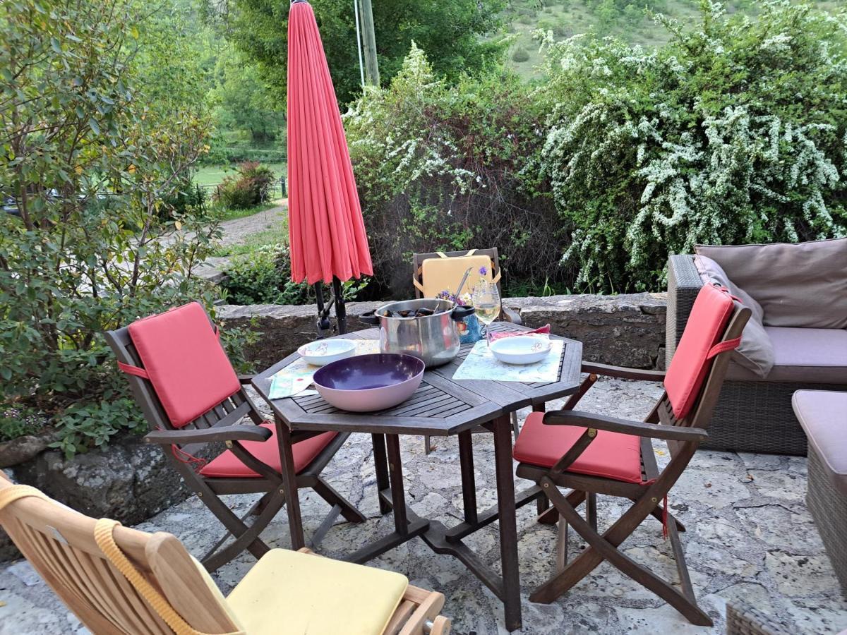 Le Moulin Des Cavaliers Bed & Breakfast La Rouquette Екстериор снимка